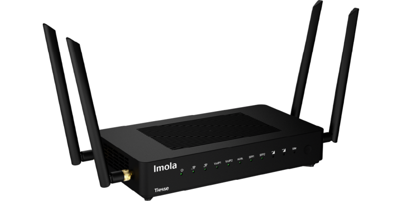 Imola 6 LX 0296-20 vista da sinistra  con antenne