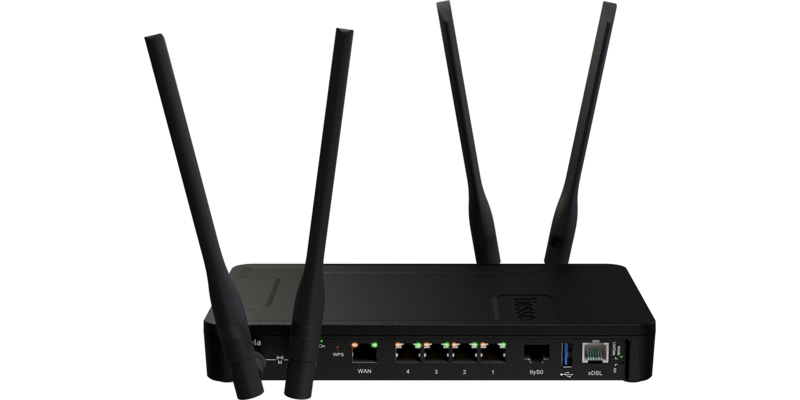 Imola LX 5572-IKxW vista frontale con antenne