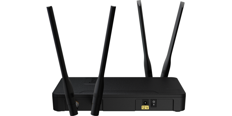 Imola LX 5572-IKxW - vista restro con antenne